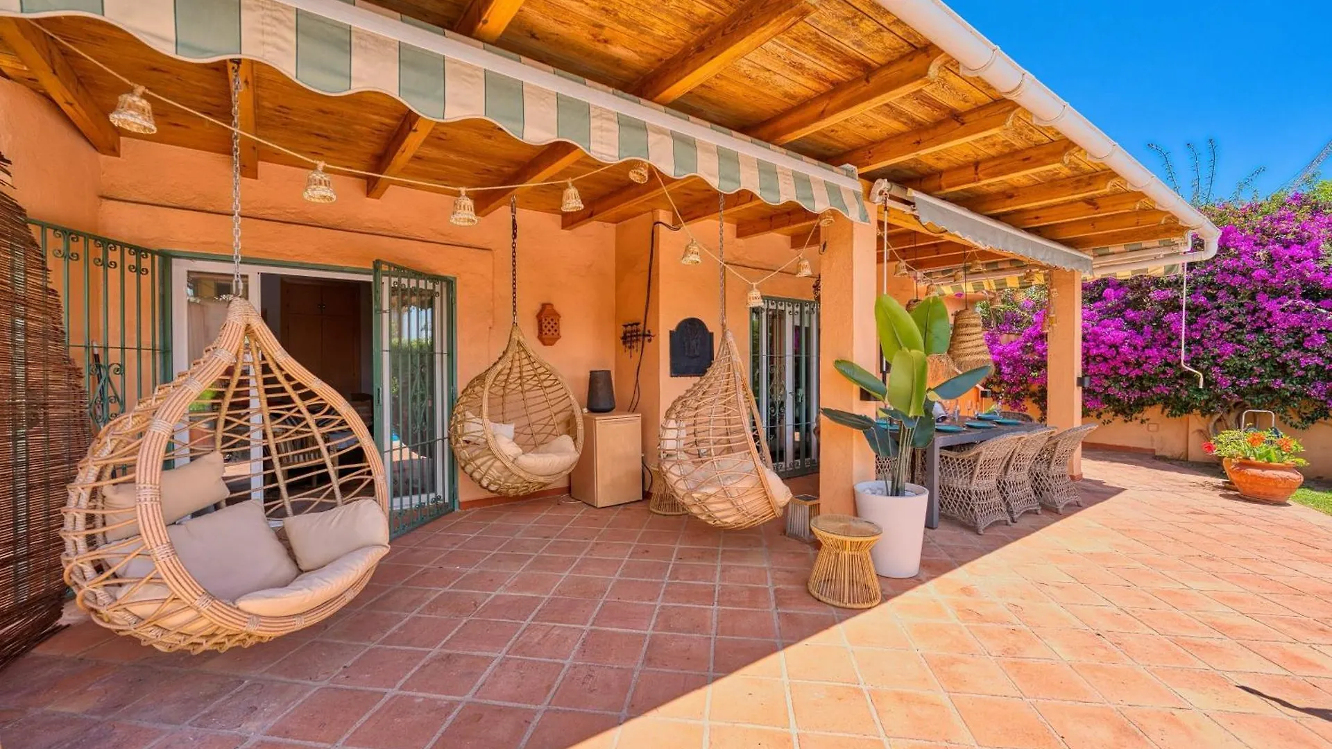1109 * Panorama Sea View Family Villa Roof Terrace- Annex Marbella Spagna